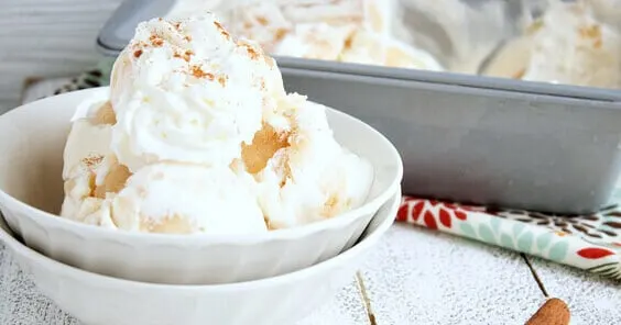 No Churn Apple Pie Ice Cream Recipe via @everythingabode