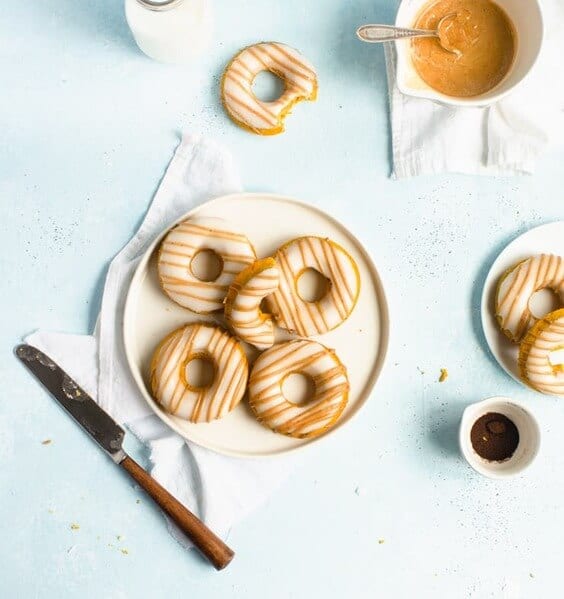 Pumpkin Spice Latte Doughnuts via @everythingabode