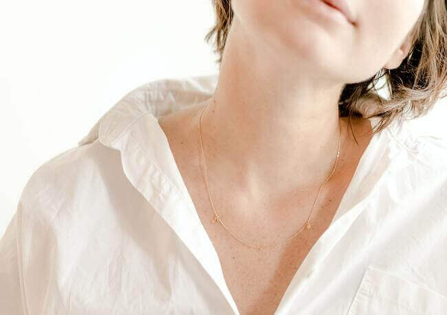 Pay a Close Eye to the Details when buying clothes to make your clothes look more expensive - Everything Abode