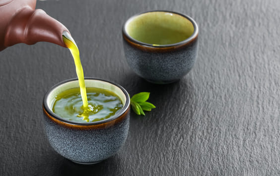 green tea as a detoxing method to stay healthy