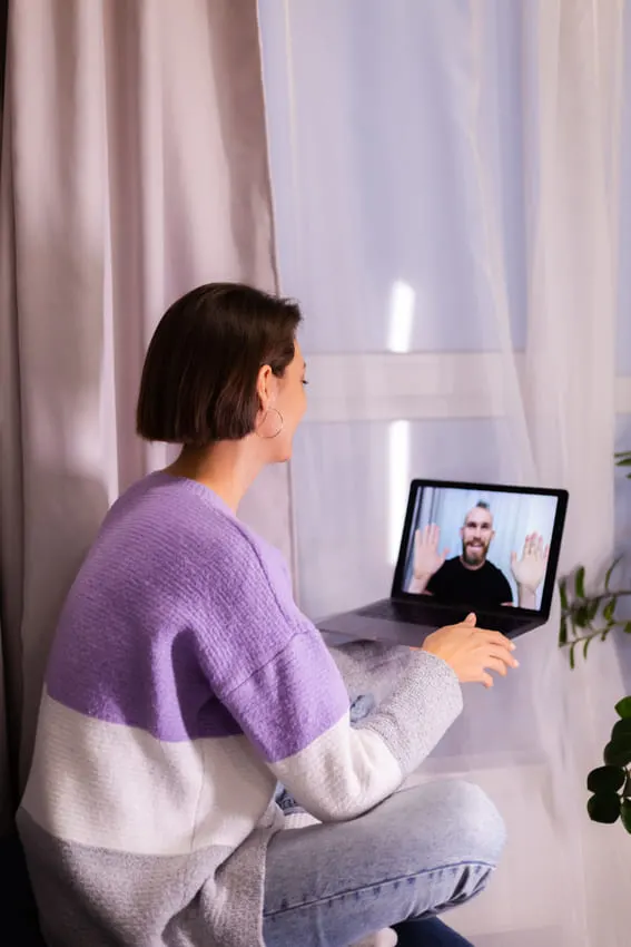 zoom with a friend at home when bored