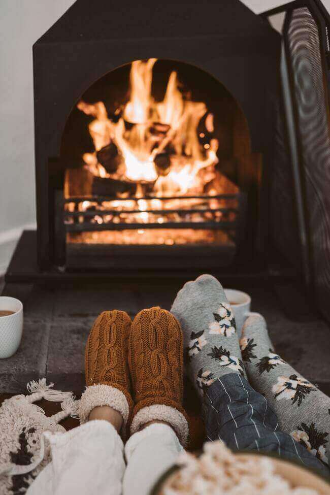 12 Ideas To Make Your Home Cozy And Warm - warm fireplaces 