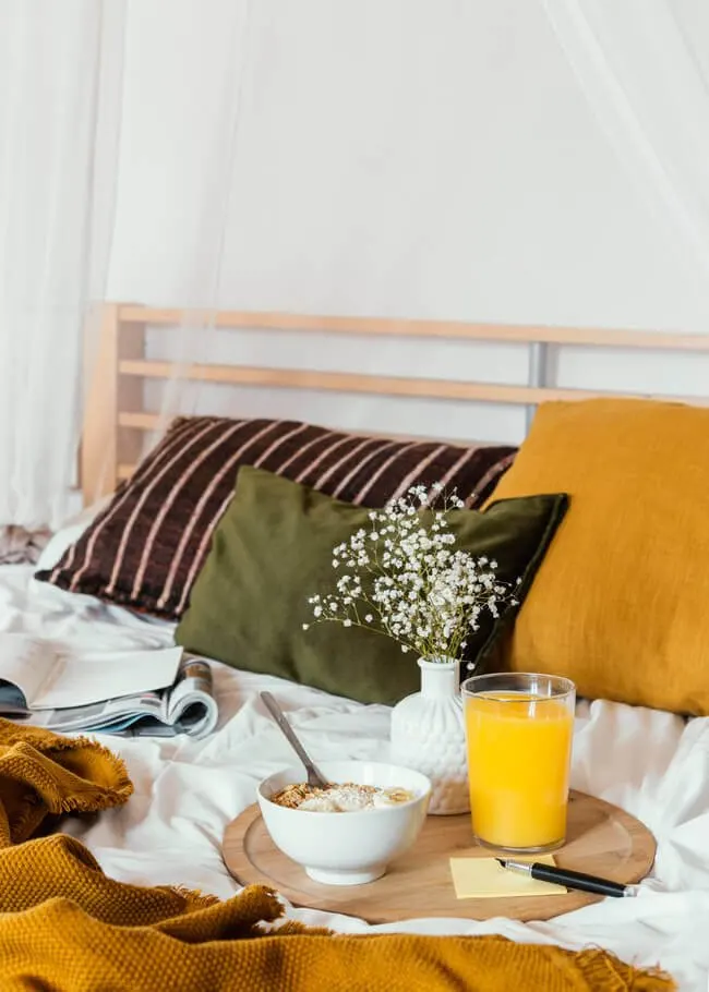 Enjoy a beautiful breakfast in bed - Everything Abode - Self Care Sunday
