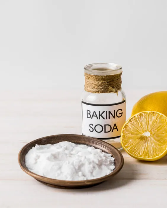 baking soda in garbage can reduce bad smelling odors