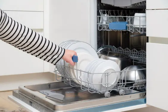 clean dishwasher for a good smell for house