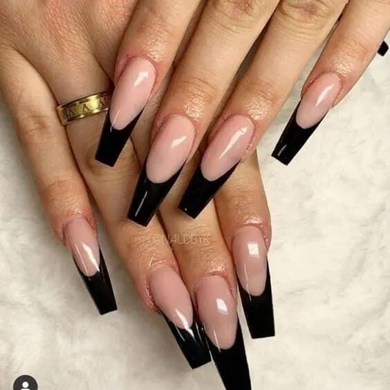 Black french tips (long)