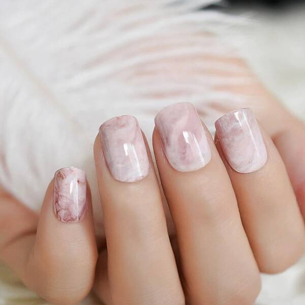 Light pink marble short square nails