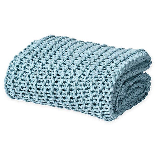 Oscar/Oliver Luca Chunky Knit Throw Blanket in Aqua