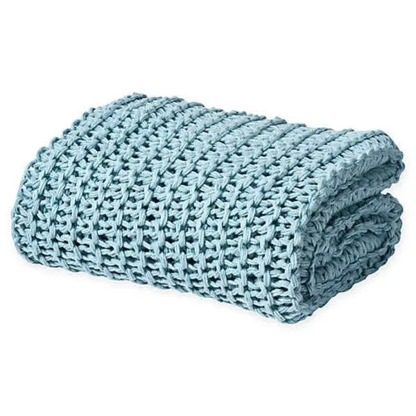 Oscar/Oliver Luca Chunky Knit Throw Blanket in Aqua