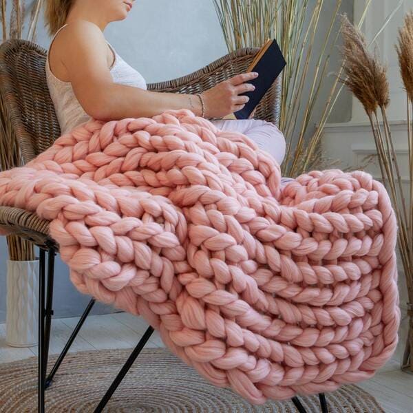 Chunky knit blanket by Sofia Ledger