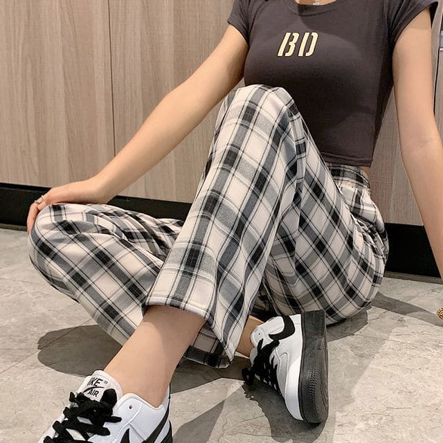 wide leg plaid pants on YesStyle