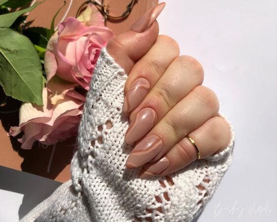 Macchiato abstract spring nails