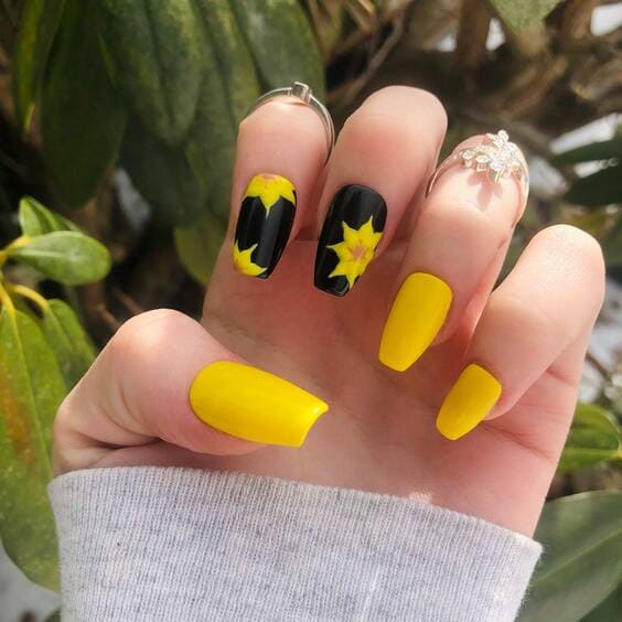 Luxury sunflower nails