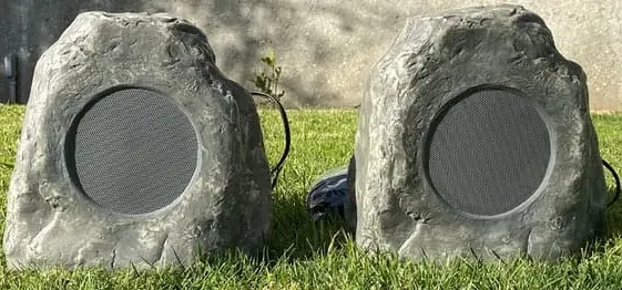 cool outdoor speakers for tiki bar ideas