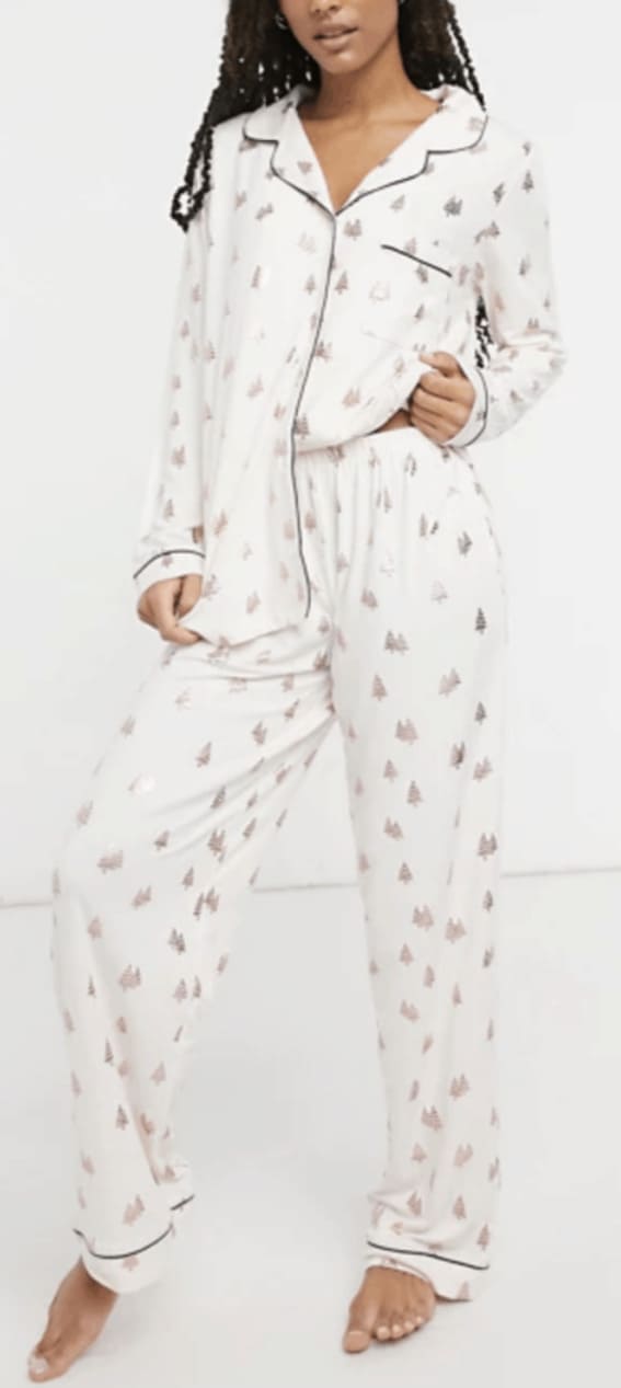 Cozy Tree-Print Pajama Set with Contrasting Piping!