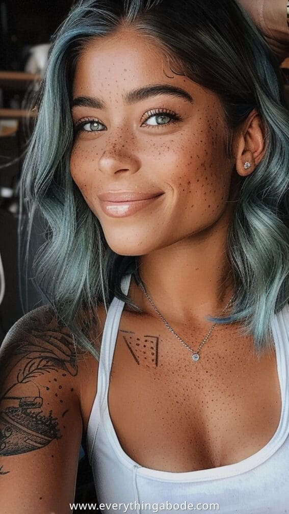 blue hairstyle ideas for women 