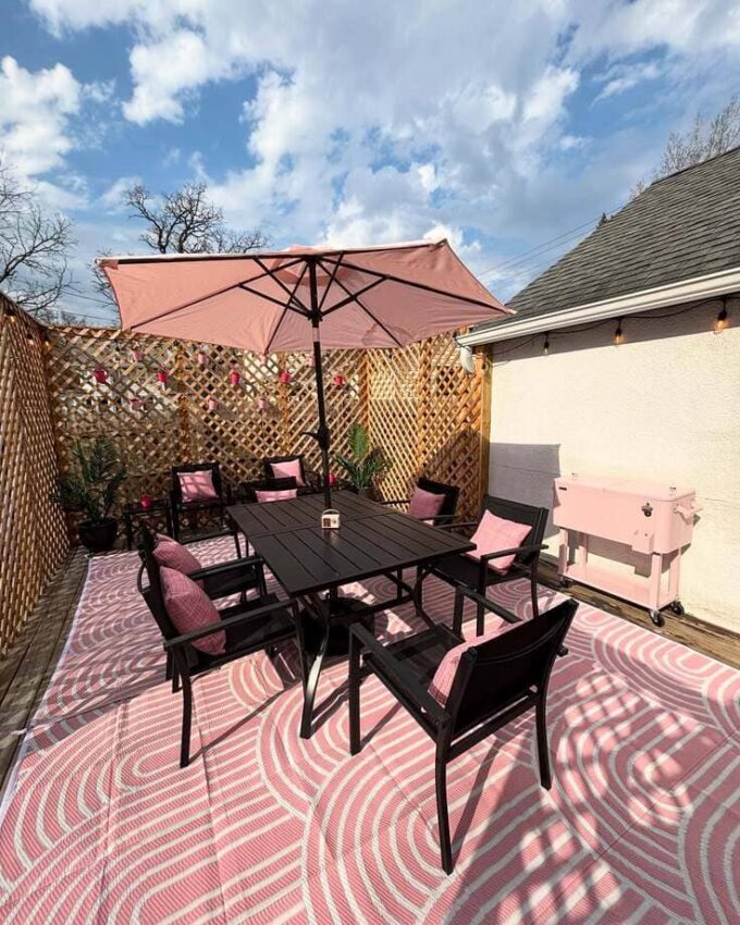10 Super Fun Pink Patio Design Ideas You Have to See - Everything Abode