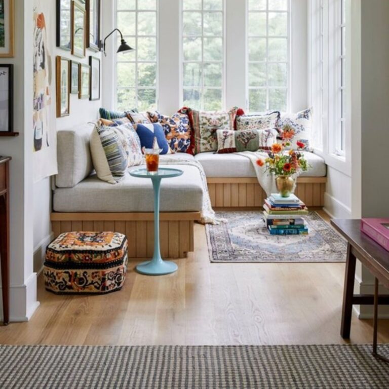 Cozy Reading Nook Ideas: 12 Ways to Build the Softest Corner in Your Apartment